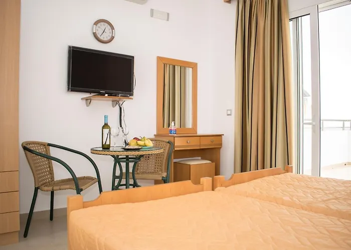 Red Hibiscus Stegna Archangelos (Rhodes)