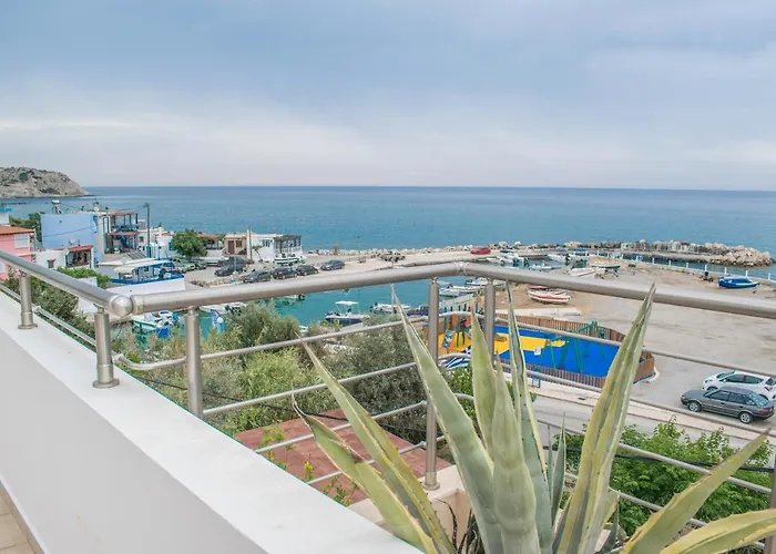 منزل ريفي Red Hibiscus Stegna *