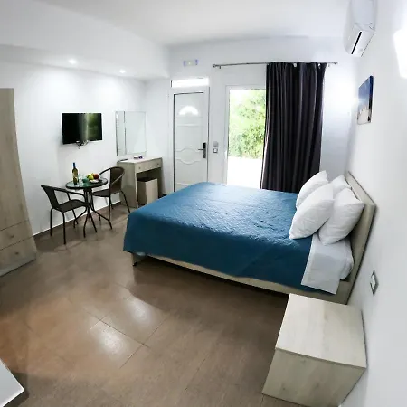 Red Hibiscus Stegna Archangelos (Rhodes)