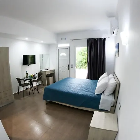 Red Hibiscus Stegna Gospodarstwo wiejskie