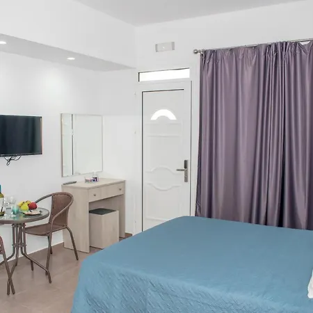 Red Hibiscus Stegna Landhaus Archangelos (Rhodes)